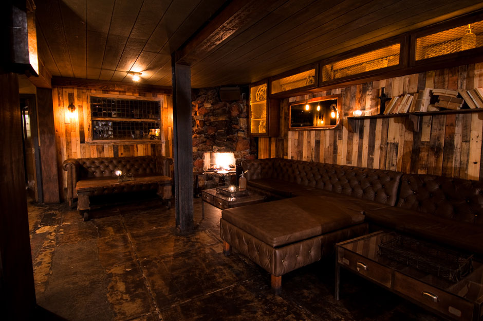 Harvard & Stone Lounge Area Fireplace